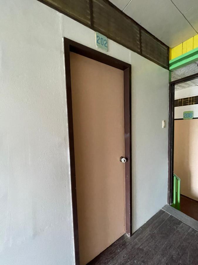 Austrias Guest House Ель-Нідо Екстер'єр фото