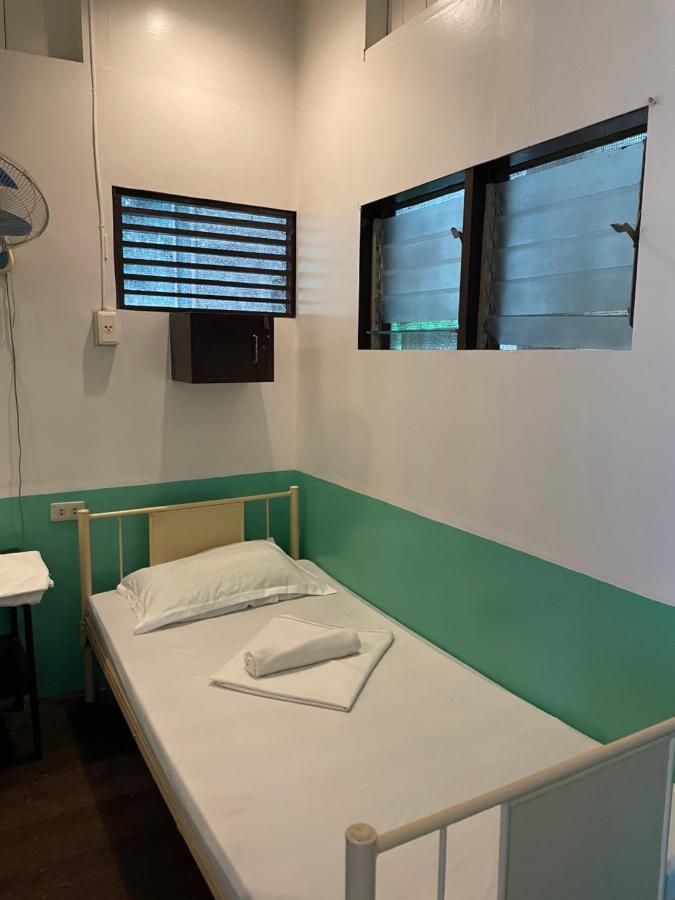Austrias Guest House Ель-Нідо Екстер'єр фото
