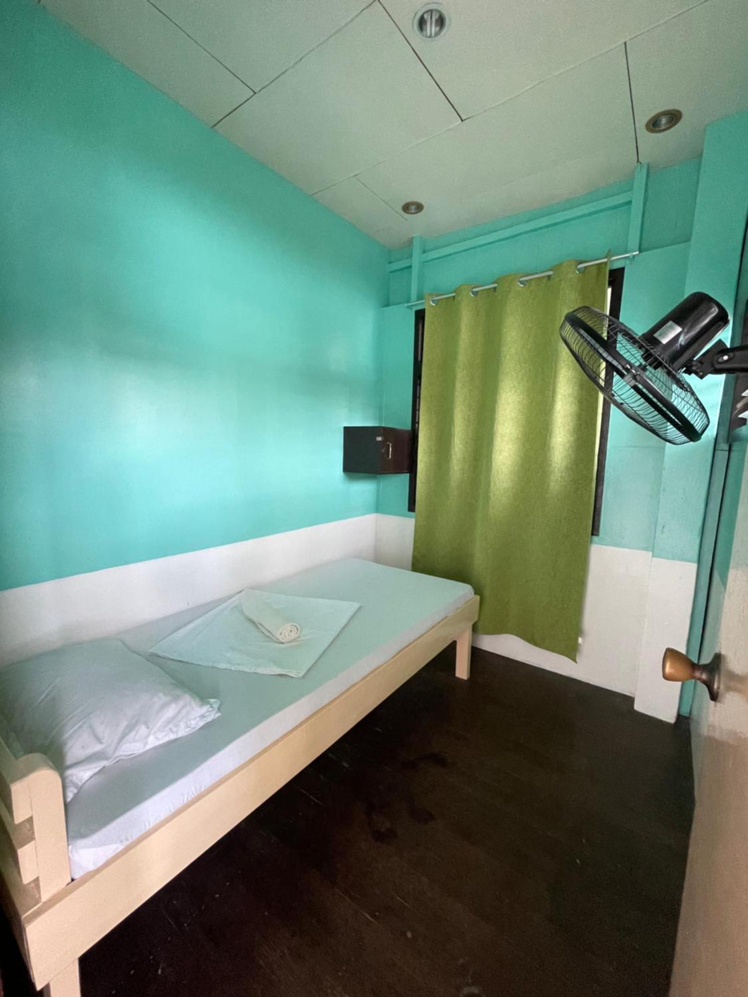 Austrias Guest House Ель-Нідо Екстер'єр фото